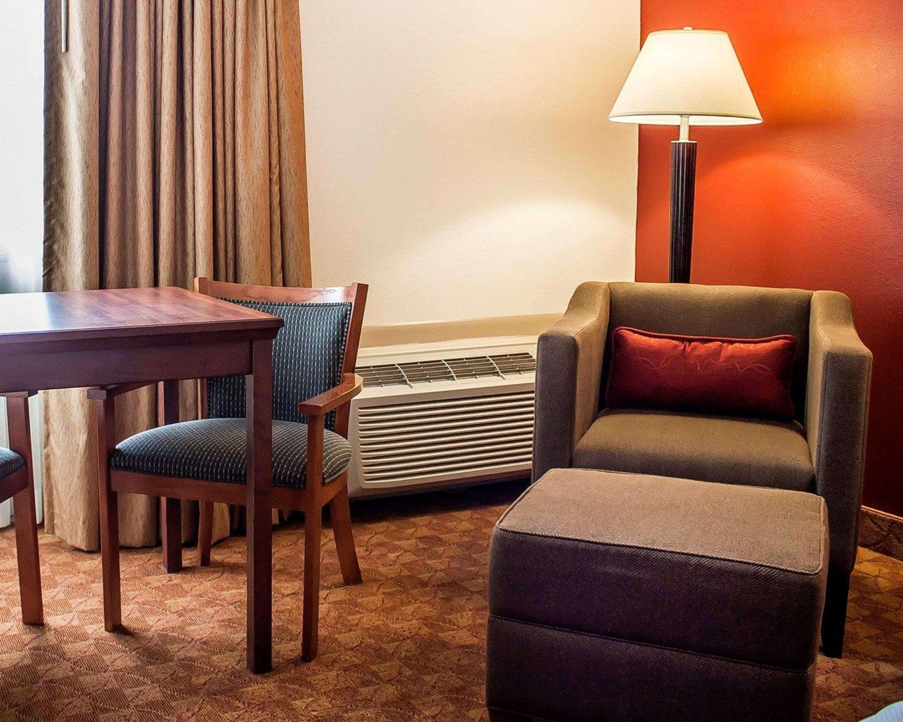 Quality Inn Lima Esterno foto