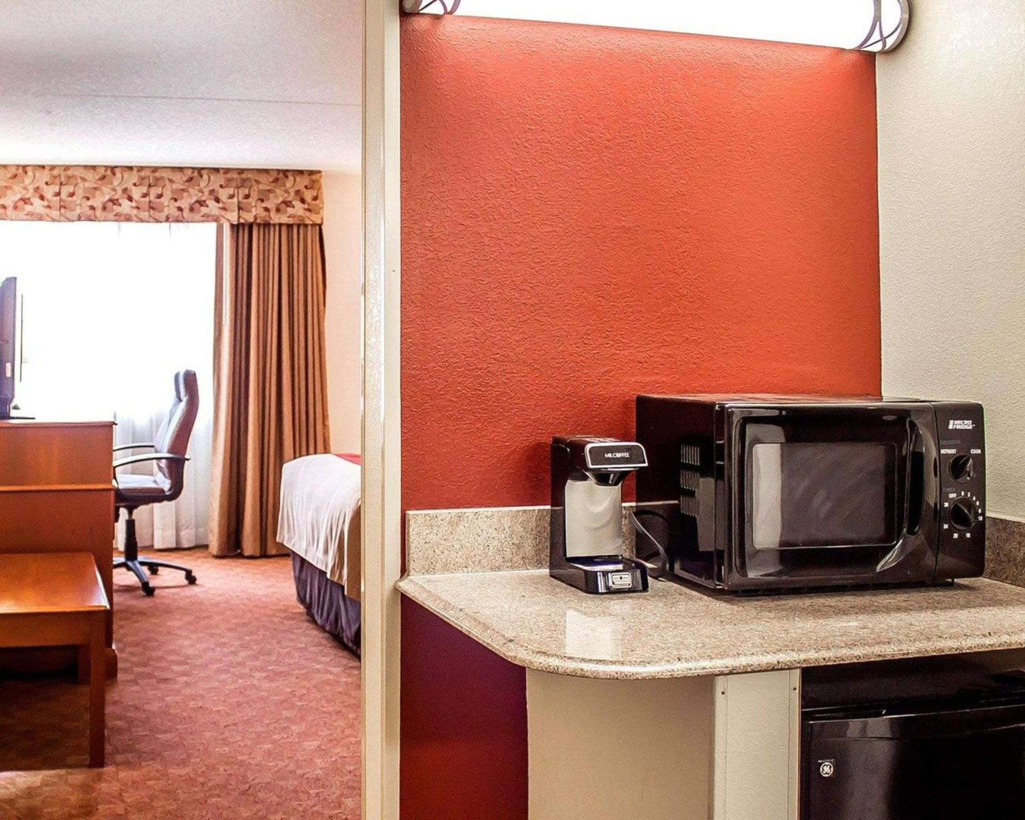 Quality Inn Lima Esterno foto